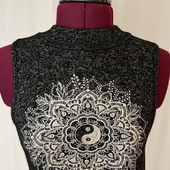 Shirt with picture of dream catcher - Picture 4 of 11